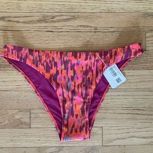 Lululemon - Bikini Bottom